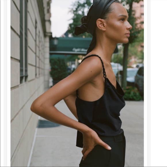 Zara Chain detail Top - Picture 2 of 7